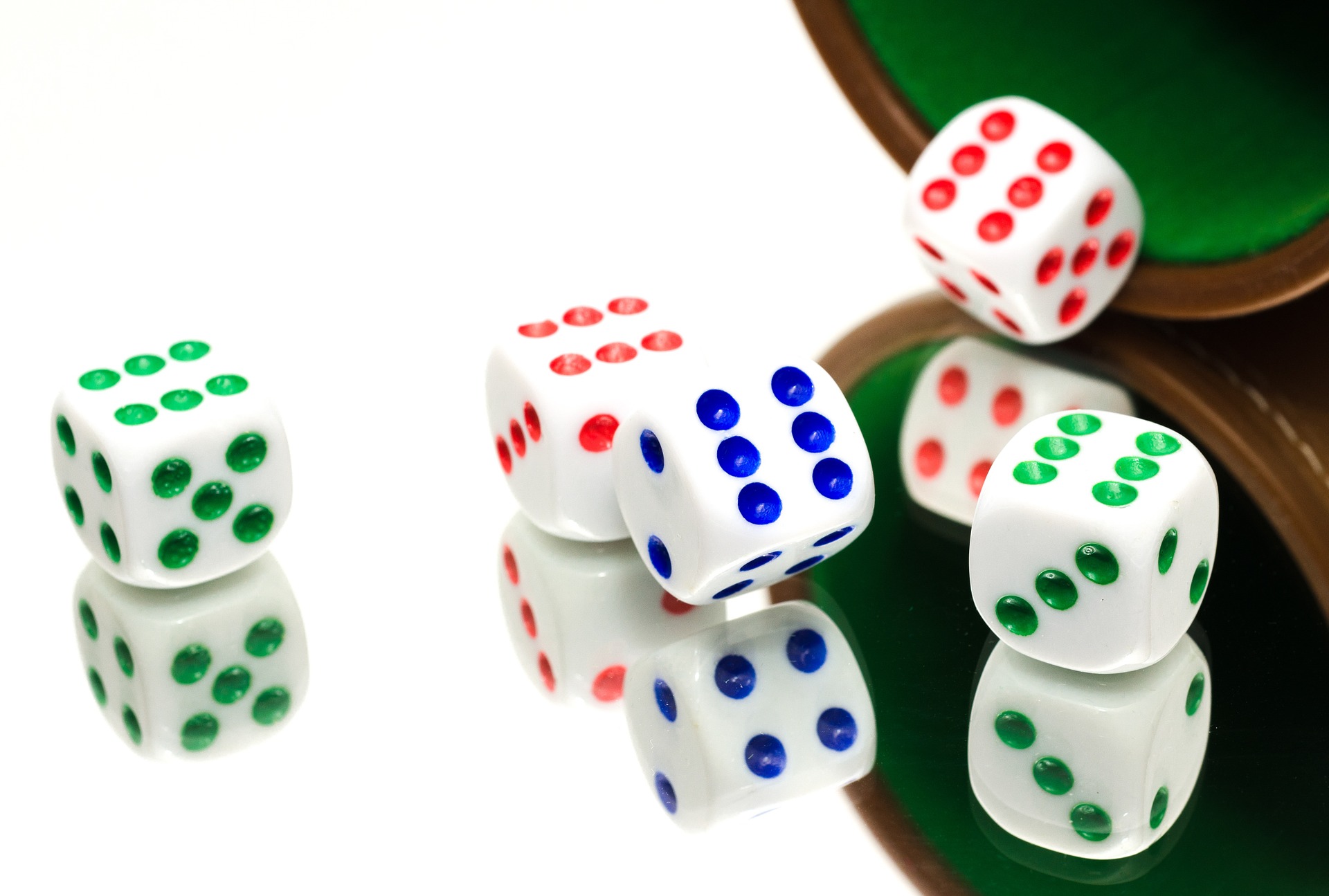 yahtzee 1132533_1920